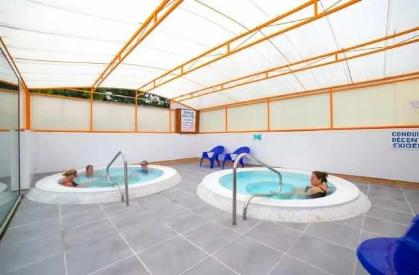 Mobilhome 4 Etoiles - Parc Aquatique - Eeeeih Benodet Holiday home
